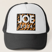 JOE 2024 Tiger Print Trucker Hat Truckerkappe (Vorderseite)