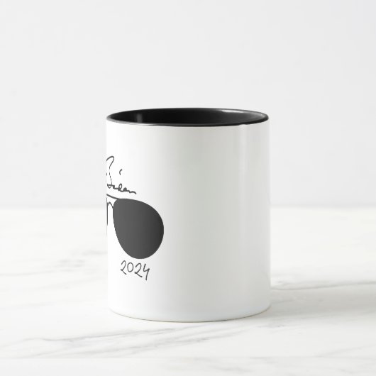 Joe Biden Aviators 2024 Tasse (Zentrum)