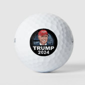 Joe biden trägt einen Trump-Hut Golfball (Vorderseite)