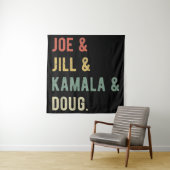 Joe & Jill & Kamala & Doug I Wandteppich (Beispiel)