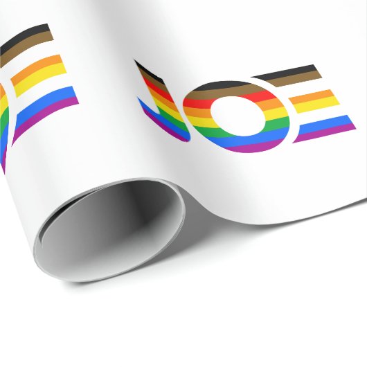 Joe LGBTQ inklusive Pride Flag Geschenkpapier (Rolleneckpunkt)