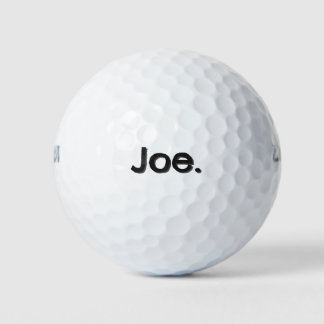 Joe. Name Wort in schwarzer Schrift auf weißem Gru Golfball