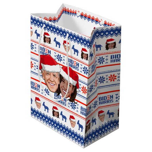 Joe und Kamala Weihnachten Mittlere Geschenktüte (Rückseite Schrägansicht)