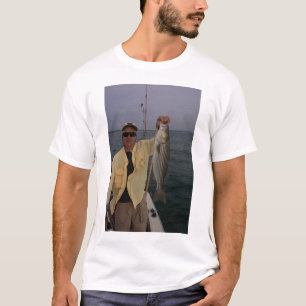 Joel kann fischen T-Shirt