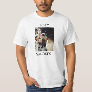 Joey raucht T-Shirt