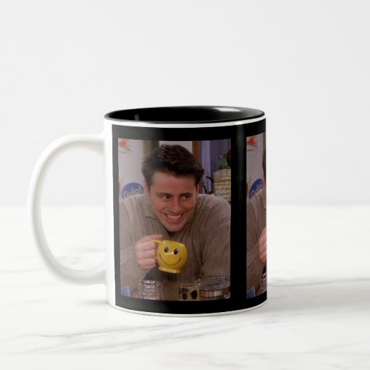 Joey teilt keinen Kaffee: Tasse mit Freunden (Links)