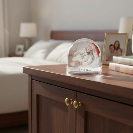 Joey's First Christmas, Brauch Schneekugeln