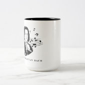 Johann Sebastian Bach Portrait and Bust with Notes Zweifarbige Tasse (Mittel)