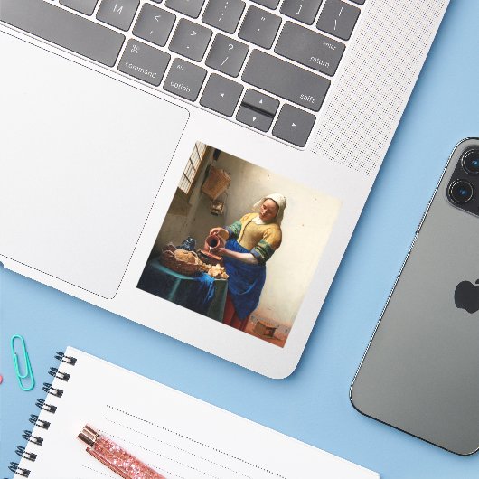 Johannes Vermeer Milkmaid. Vintage Kunst Aufkleber (Laptop mit iPhone)