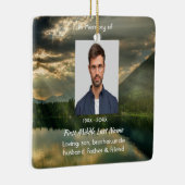 John 11: 25, Scripture Memorial Keepsake Keramikornament (Rechts)