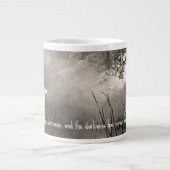 JOHN 1:5 Jumbo-Tasse (Vorderseite)