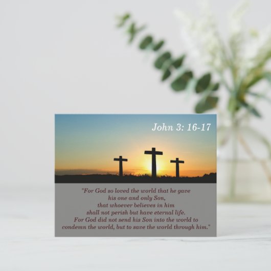John 3:16-17 Für Gott so geliebte Bibelverse Erinn Postkarte (Stehend Vorderseite)