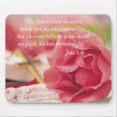 John-3:16 Version - Goldkreuz u. rosa Rose Mousepad (Vorne)