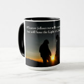 John 8:12 Wer mir folgt, wird nie hereinkommen Tasse (Vorderseite Links)