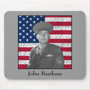 John Basilone und die amerikanische Flagge Mousepad