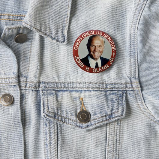 John Glenn-jr. - Knopf Button (Beispiel)