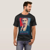 JOHN MCAFEE LEGEND NEVERS DIE Retro Classic T-Shir T-Shirt (Vorne ganz)