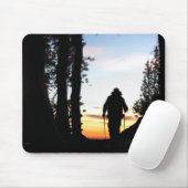 John Muir Trail Hiker 2 - Sierra Nevada Mousepad (Mit Mouse)