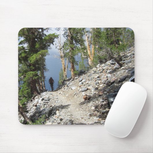 John Muir Trail Hiker - Sierra Nevada Mousepad (Mit Mouse)