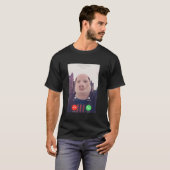 John Pork ruft T Shirt an (Vorne ganz)