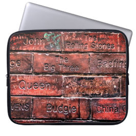 John und andere berühmte Namen Laptopschutzhülle