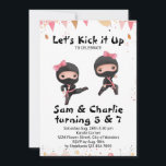 Joint Ninja Sistes Dual Sibling Geburtstag Einladung<br><div class="desc">Schaffen Sie den niedlichen Ninja-Kindern in Ihrem Leben ein unvergessliches und unterhaltsames Geburtstagsfest. Diese leicht anpassbare Geburtstagsfeier-Einladung ist Teil eines passenden Set von Geburtstagsparty-Accessoires. Sie können die beste Geburtstagsfeier mit Ninja-Themen für Ihren kleinen Kampfkunstbegeisterten veranstalten. Fügen Sie einfach Ihre eigenen Daten hinzu, um sie anzupassen, und vergessen Sie nicht die...</div>