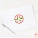Jolly Christmas Elf Legs Stripes Holiday Klein Runder Aufkleber<br><div class="desc">Freuen Sie sich auf die Rot- und Elfenbeinstiche,  grüne Stiefel mit Glocken und Weihnachtsdetails in schicken Schriften. Diese kleinen Aufkleber sind für Gastgeschenke,  Geschenke,  Einladungsumschläge,  hausgemachte Speisegeschenke und vieles mehr geeignet. ***ALLE SHAPES sind bereits für Sie in unserem Shop fertig und sehen die MATCHING-Artikel in der Sammlung.</div>