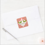 Jolly Christmas Elf Legs Stripes Holiday SQUARE Quadratischer Aufkleber<br><div class="desc">Freuen Sie sich auf frisch gestrichene,  rot-Elfenbeingestreibe Strumpfhosen und grüne Stiefel mit Glocken und Ihre Weihnachtsdetails in schicker Schrift. Diese SQUARE Aufkleber sind für Gastgeschenke,  Geschenke,  Einladungsumschläge,  hausgemachte Essgeschenke und vieles mehr geeignet. ***ALLE SHAPES sind bereits für Sie in unserem Shop fertig und sehen die MATCHING-Artikel in der Sammlung.</div>