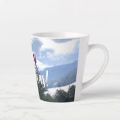 Jolly Christmas, Milchtasse (Rechts)