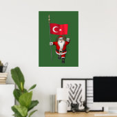 Jolly Santa Claus mit der Flagge der Türkei Poster (Heimbüro)