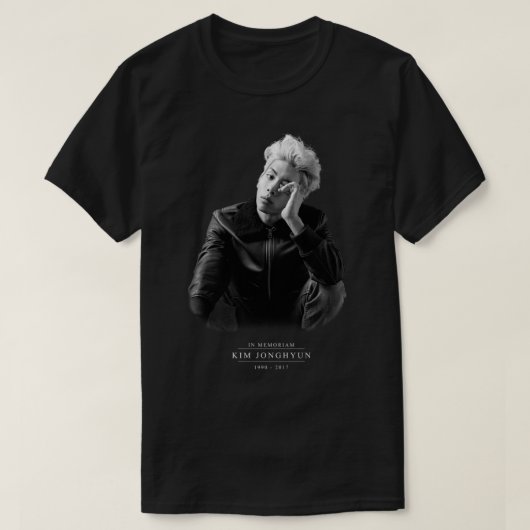 Jonghyun - In Memoriam Classic T - Shirt.png T-Shirt (Design vorne)