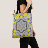 Jonquil-Harmonierad  Tasche (Von Nahem)