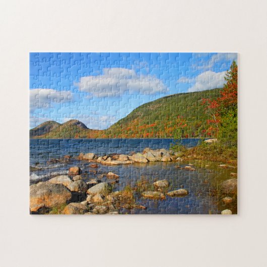 'Jordan Pond and the Bubbles' Puzzle (Horizontal)
