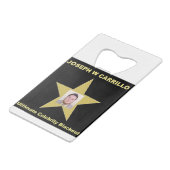 Joseph Carrillo - entscheidender Geldbeutel Flaschenöffner (Rückseite Schrägansicht)