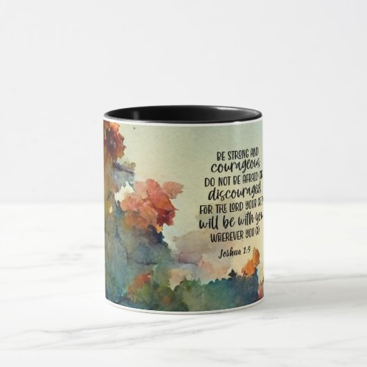 Joshua 1:9 Sei stark und mutig Tasse (Zentrum)