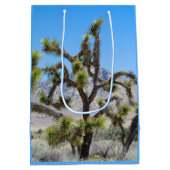 Joshua Tree in California Medium Gift Bag Mittlere Geschenktüte (Rückseite)