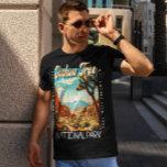 Joshua Tree Nationalpark Illustration erschüttert T-Shirt<br><div class="desc">Joshua Tree Vektorgrafik Design. Der Park ist nach den verdrehten,  überdachten Joshua-Bäumen der Region benannt,  der Park erstreckt sich über die Kakteen-gepunktete Colorado-Wüste und die Mojave-Wüste.</div>