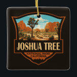 Joshua Tree Nationalpark Illustration Retro Keramikornament<br><div class="desc">Joshua Tree Vektorgrafik Design. Der Park ist nach den verdrehten,  überdachten Joshua-Bäumen der Region benannt,  der Park erstreckt sich über die Kakteen-gepunktete Colorado-Wüste und die Mojave-Wüste.</div>