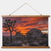 Joshua Tree Nationalpark Red Sunset Wandteppich Mit Holzrahmen (Vorne)