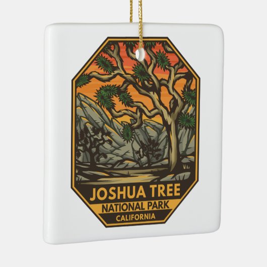 Joshua Tree Nationalpark Sunset Retro Emblem Keramikornament (Rechts)