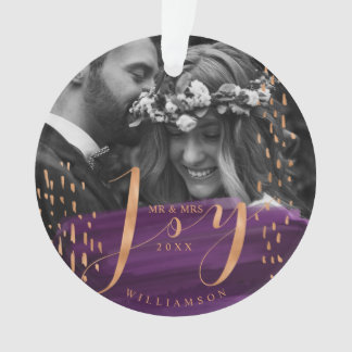 Joy | Deep Lila Watercolor Wash Newlyweds Foto Ornament