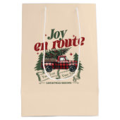 Joy en route Christmas Begins Truck & X-Mas Tree Mittlere Geschenktüte (Rückseite)