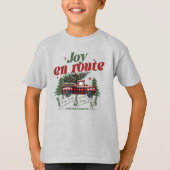 Joy en route Christmas Begins Truck & X-Mas Tree T-Shirt (Vorderseite)