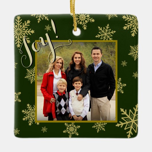 Joy! Goldschneeflocken Hunter Green Holiday Foto Keramikornament (Vorderseite)