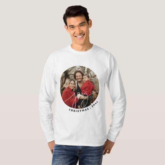 Joy Minimalistisch Family Christmas 2024 Weihnacht T-Shirt (Vorne ganz)