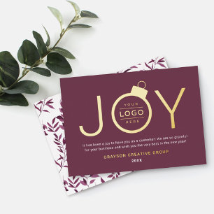 Joy Modern Gold and Wine Red Logo Ornament Folien Feiertagskarte