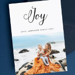 JOY Moderne Visitenkarte Kalligraphieschrift Feiertagskarte<br><div class="desc">Ein stilvolles,  modernes Design mit JOY-Schriften,  das Ihren Lieben Stil wünscht. Modern und stilvoll. Ihr Foto auf der Rückseite oder das aktuelle Sicherungsmuster. Ihr Foto vorne. Freuen Sie sich auf moderne Kalligrafiekarten.</div>