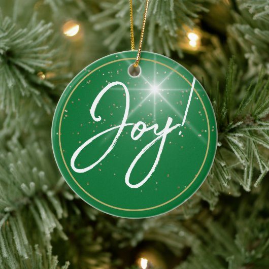 Joy! oder Ihre Nachricht, White Text Deep Green, S Keramik Ornament (Baum)