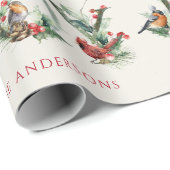 JOY Pine Cone Red Berry Birds Christmas Holiday Geschenkpapier (Rolleneckpunkt)