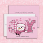 Joy Snowman Pink White Christmas Feiertagskarte<br><div class="desc">Niedlich rosa Schneemann und Schneeflocken "JOY" Weihnachts-/Feiertagskarte. Personalisieren Sie Ihre Daten mit Ihrem Familiennamen und jedem anderen Text,  den Sie auswählen.</div>